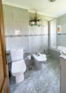 Eigenes Bad zum Schlafzimmer 5